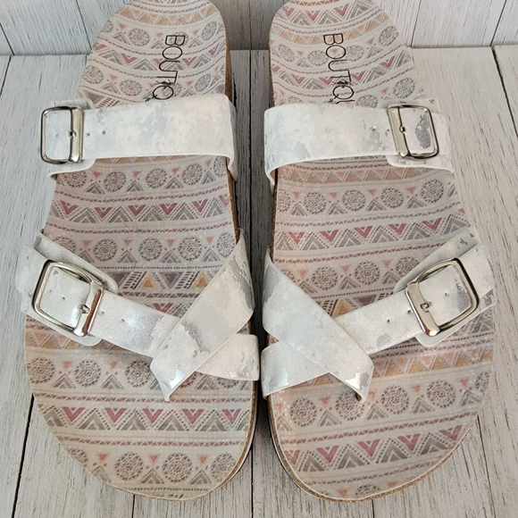 SUMMER SALE!!-CORKYS- TAN LINES WHITE METALLIC SANDALS - Picture 4 of 7